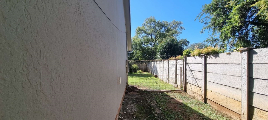 4 Bedroom Property for Sale in Fichardt Park Free State